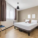 Appart'city Confort Gare 3*