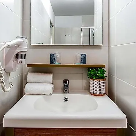 Appart'city Confort Gare Apartmanhotel Amiens