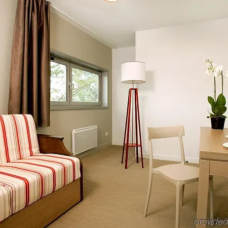 Appart'city Confort Gare 3*
