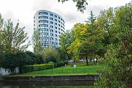 Appart'city Confort Gare 3*